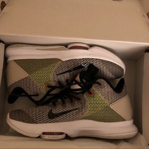 Men Nike Lebron Shoes